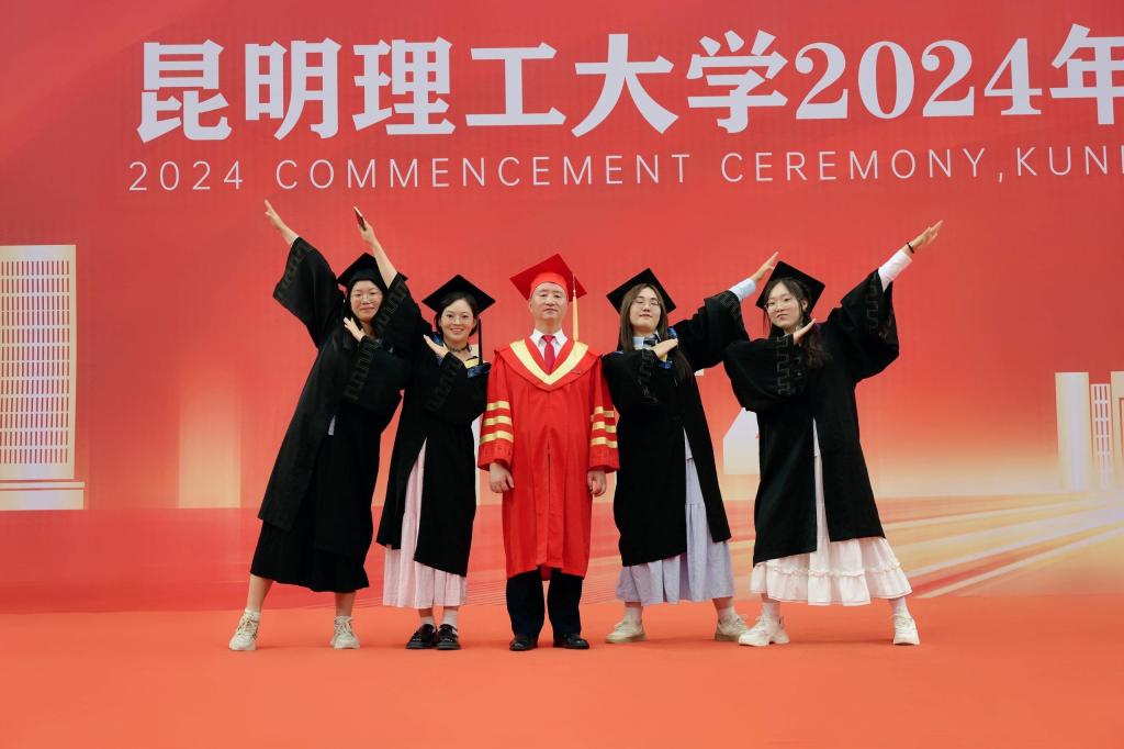 20240621201352BJB64V.jpg
